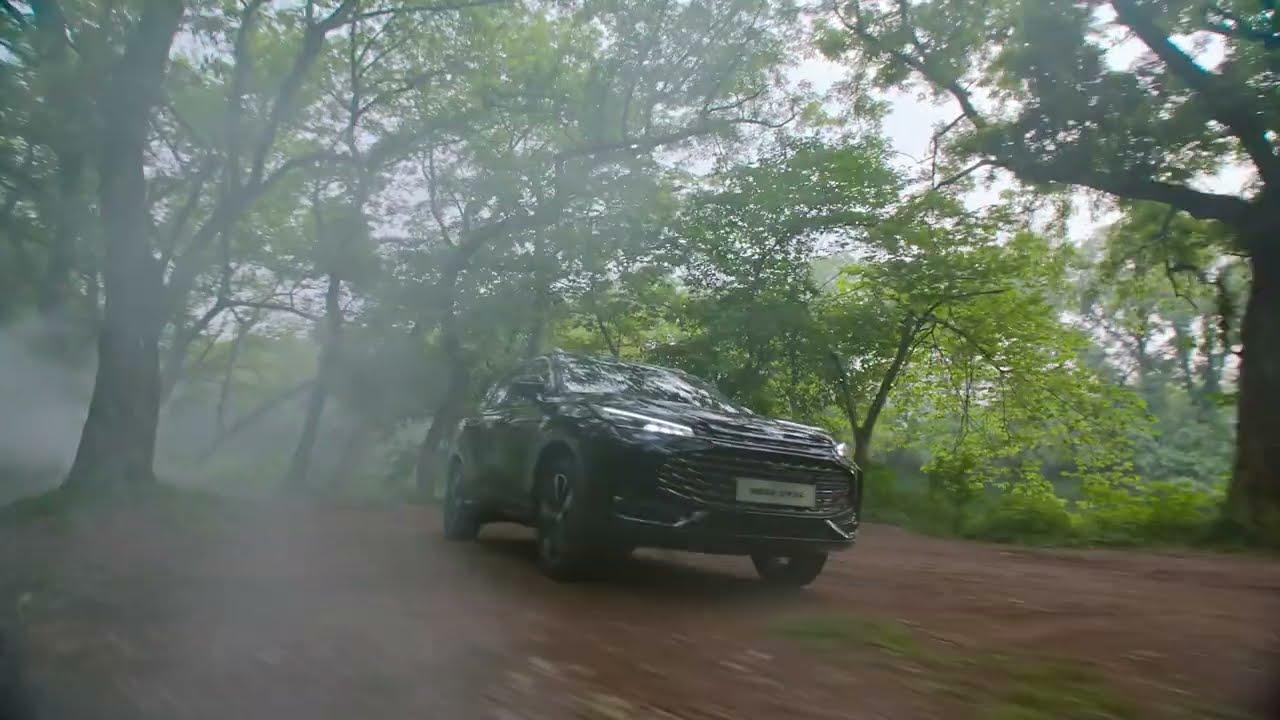 Play MG HS PHEV video